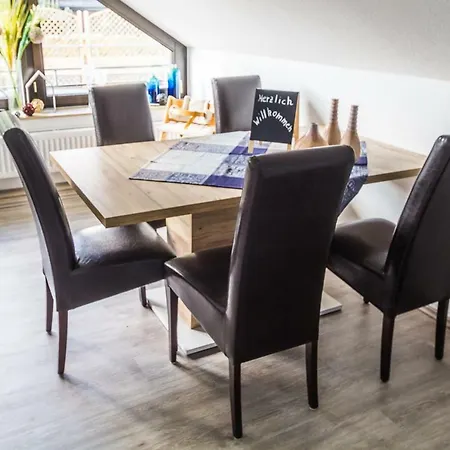 Konrad Duden Apartment *